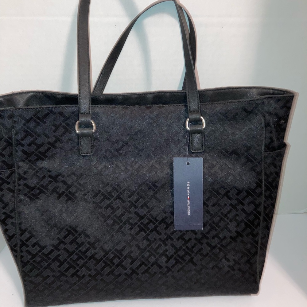 New TOMMY HILFIGER Large Hobo Black Tote Sectional Double Strap Handbag Purse